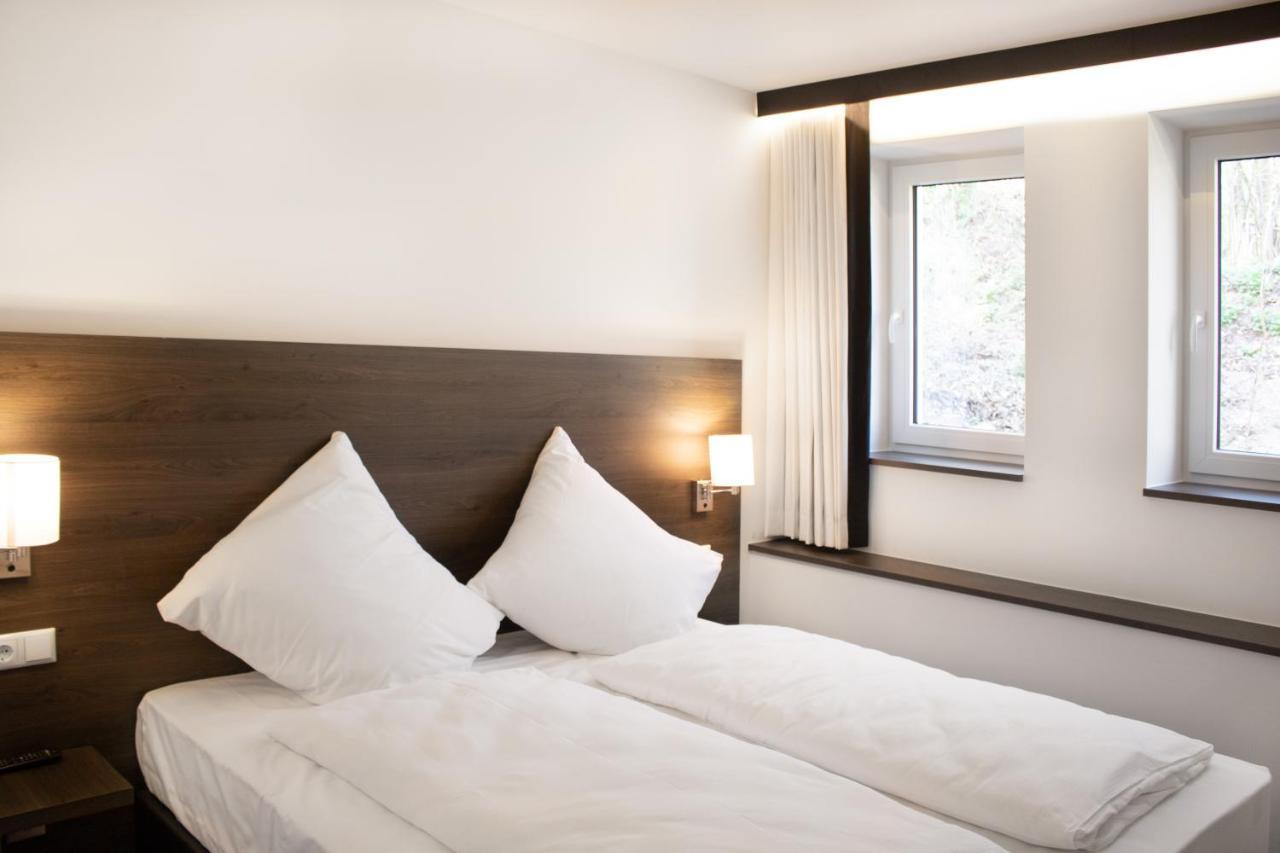Ku Hotel By Wmm Hotels Кулмбах Екстериор снимка
