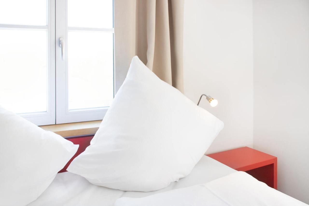 Ku Hotel By Wmm Hotels Кулмбах Екстериор снимка